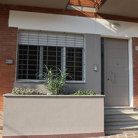 Apartamento Al Ponte Della Pace Ferrara Exterior foto